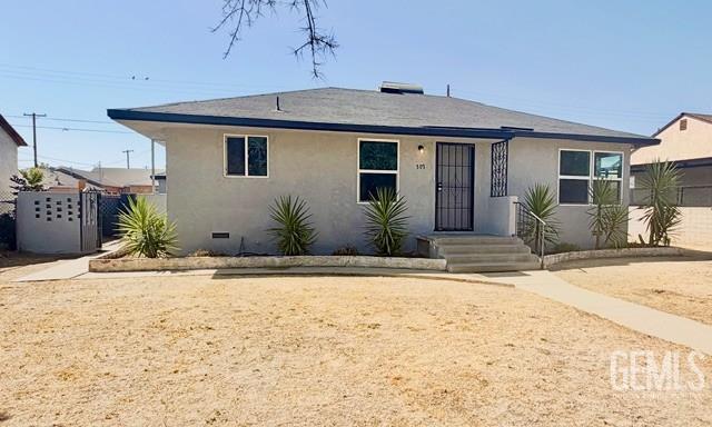 Photo of 307 Donna Avenue, Bakersfield, CA 93304 (MLS # 202609983)