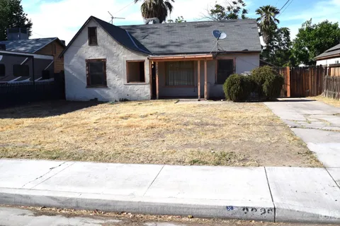 MLS: 202503640