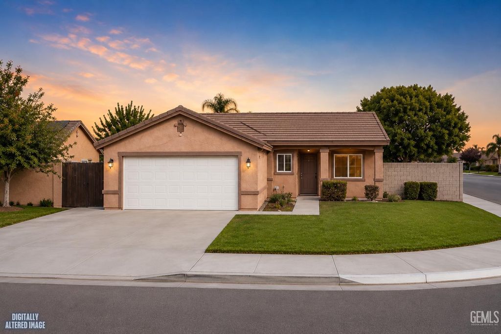 Photo of 700 Taylor Ave AVE, McFarland, CA 93250 (MLS # 202605359)