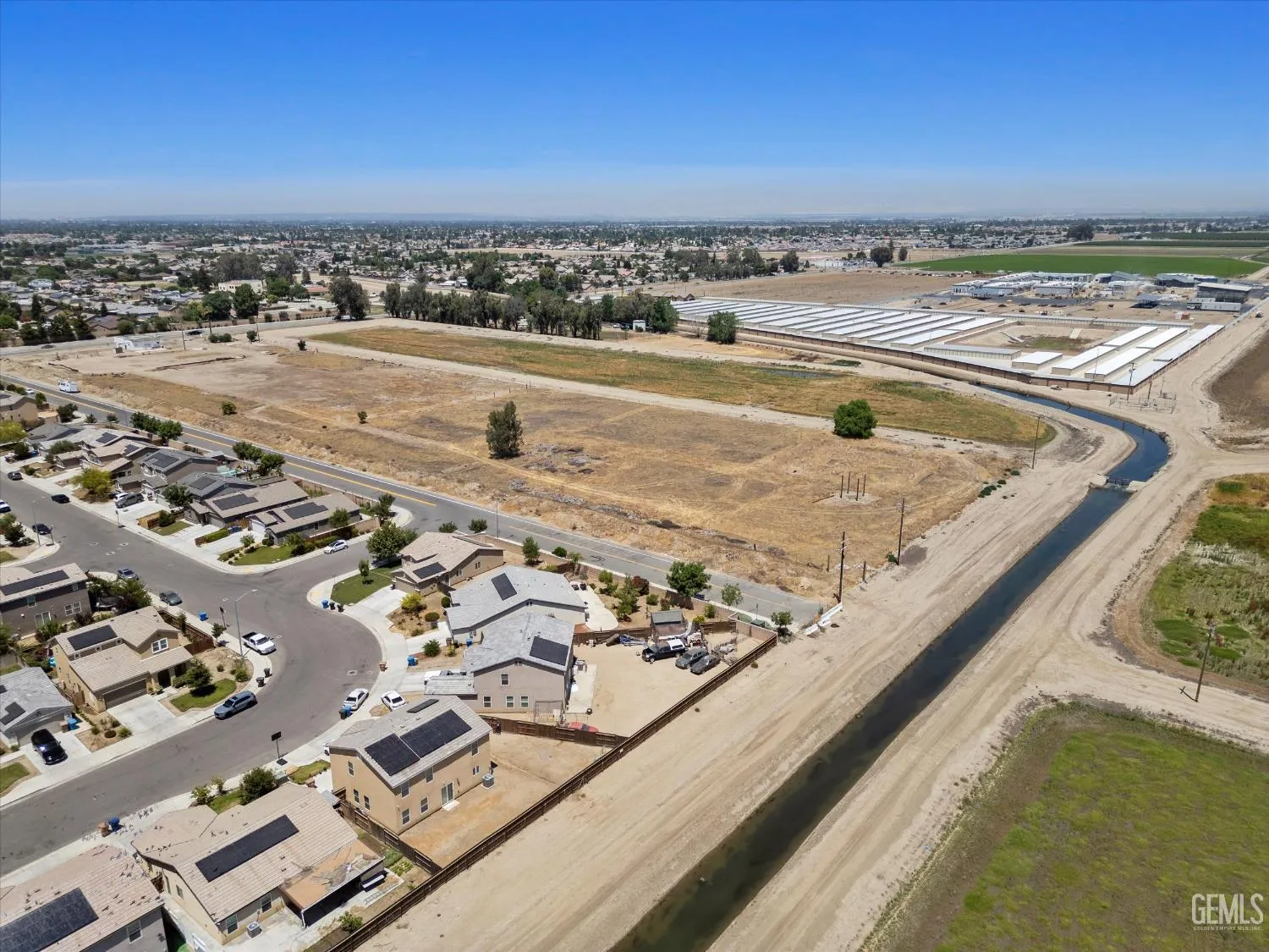 Bakersfield, California 93313, United States, 4 Bedrooms Bedrooms, ,2 BathroomsBathrooms,Residential,Active,146953