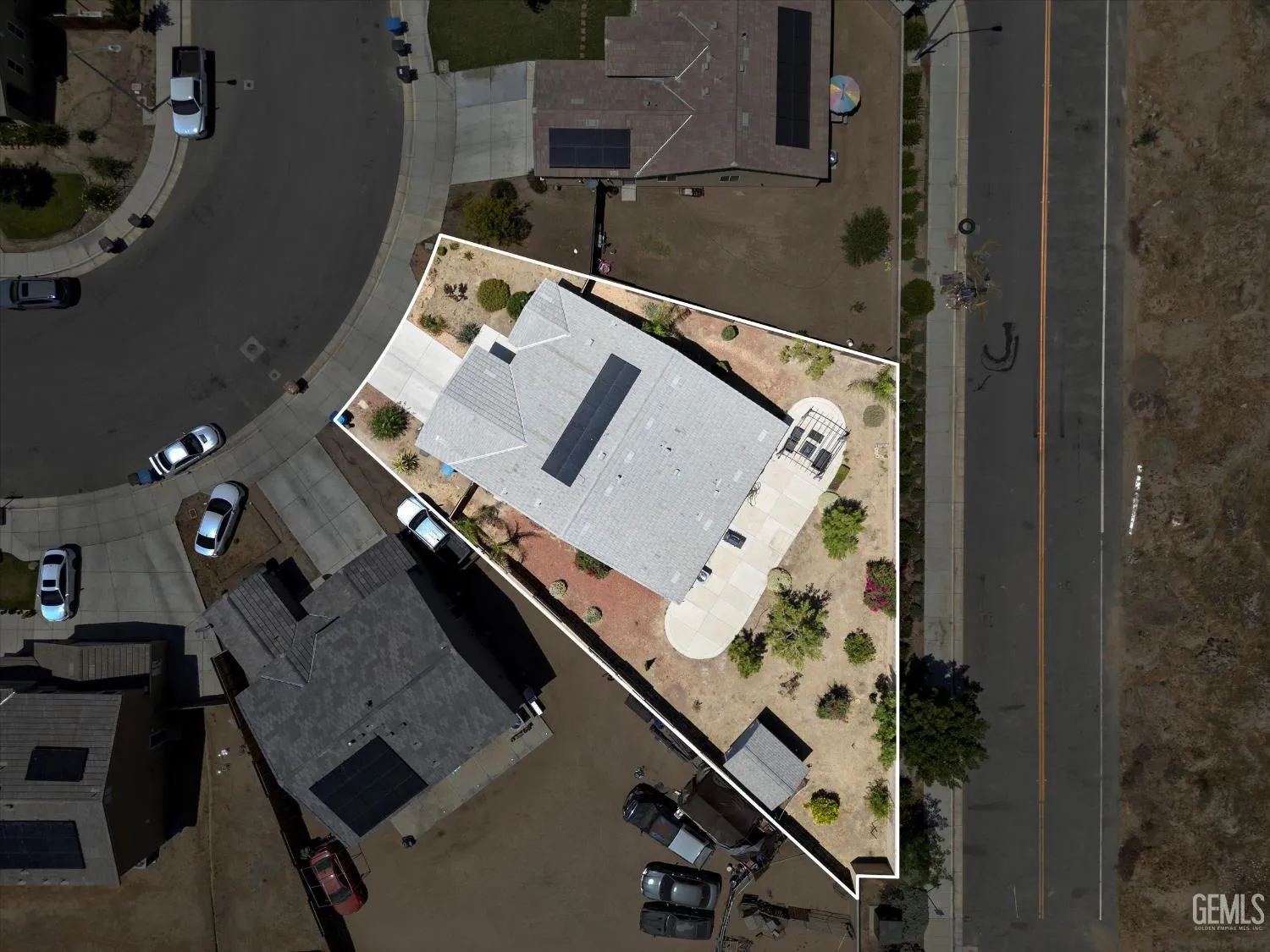 Bakersfield, California 93313, United States, 4 Bedrooms Bedrooms, ,2 BathroomsBathrooms,Residential,Active,146953