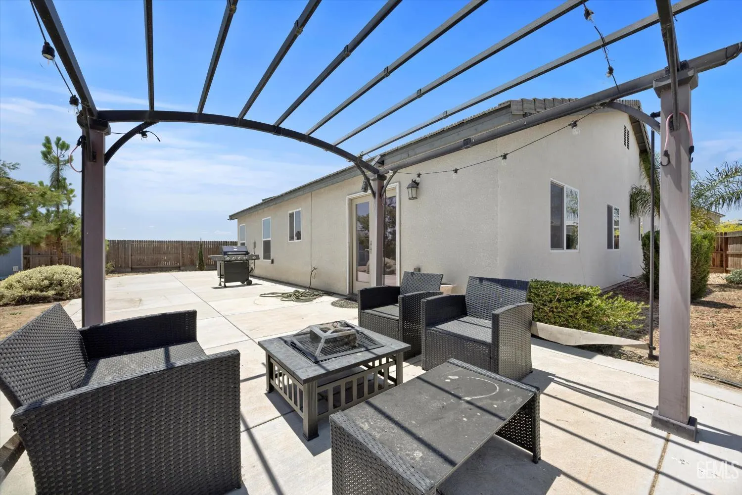 Bakersfield, California 93313, United States, 4 Bedrooms Bedrooms, ,2 BathroomsBathrooms,Residential,Active,146953