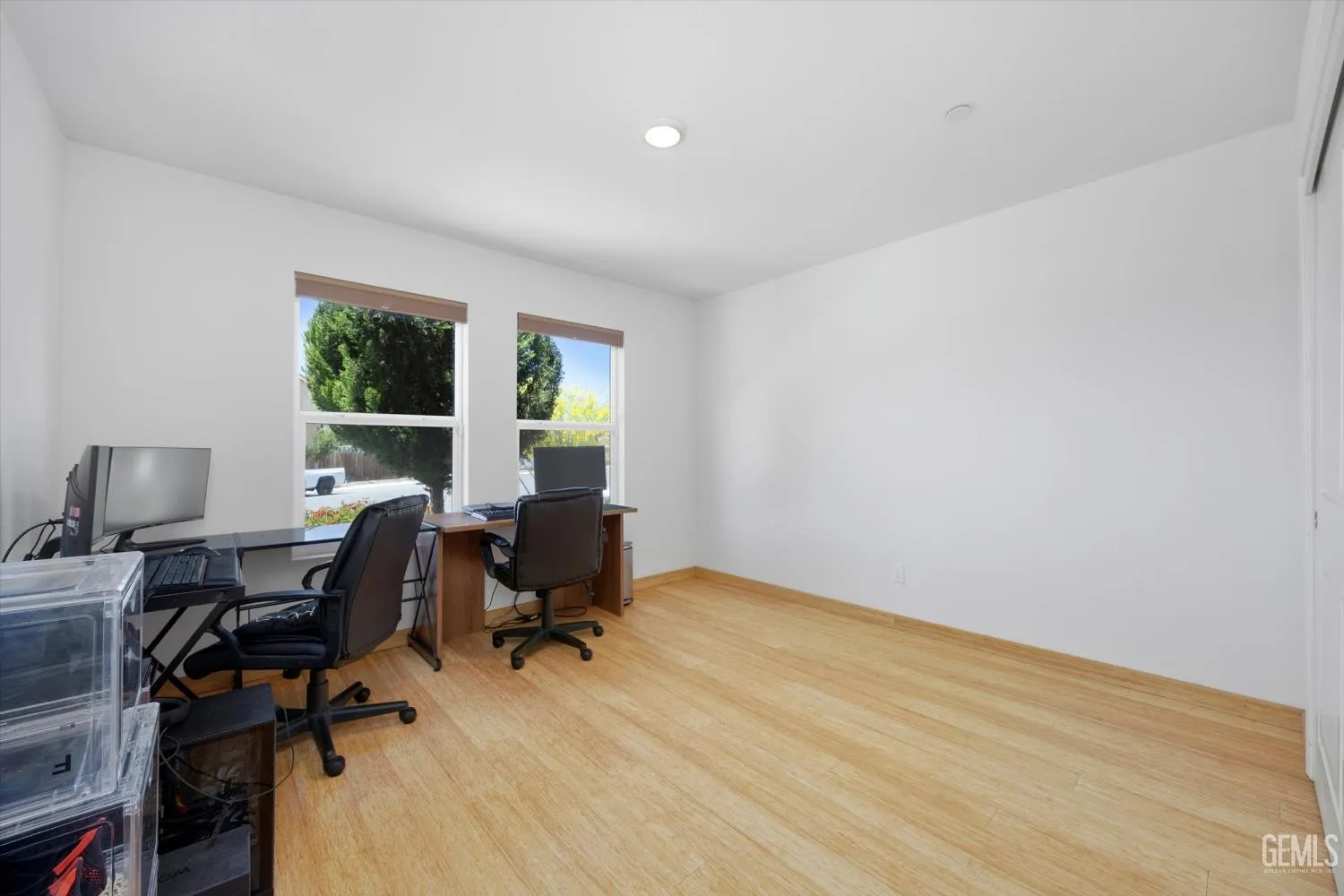 Bakersfield, California 93313, United States, 4 Bedrooms Bedrooms, ,2 BathroomsBathrooms,Residential,Active,146953