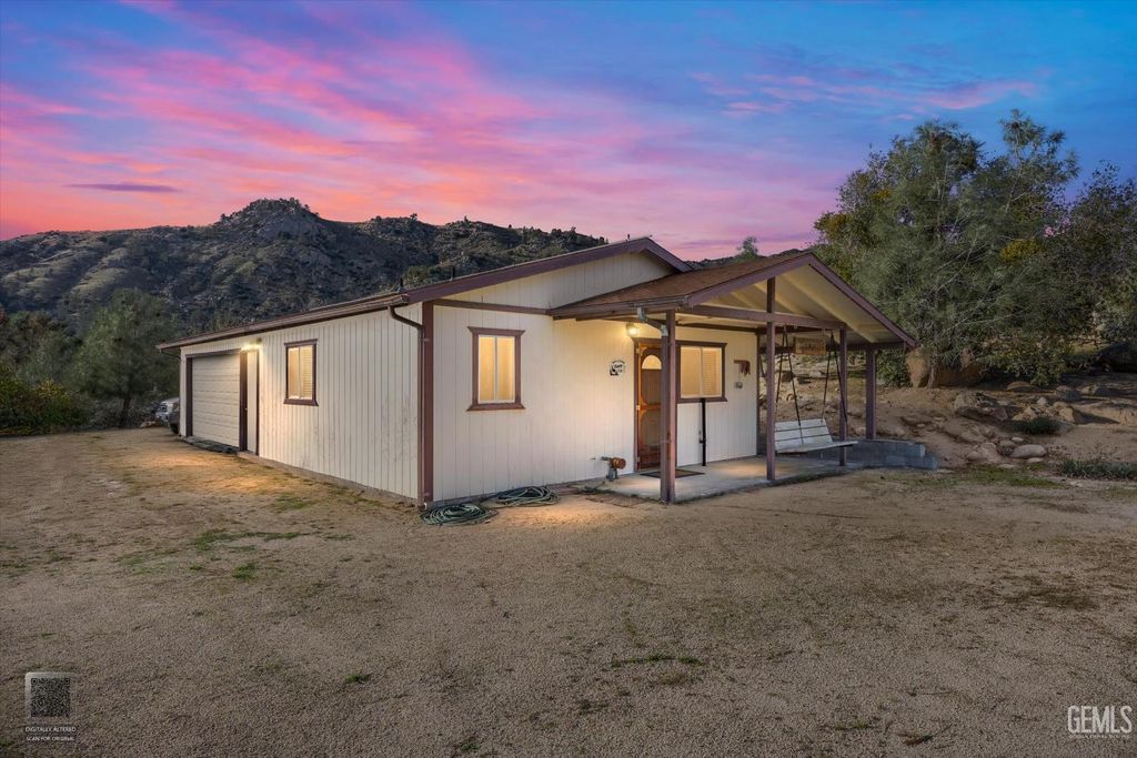 Photo of 9990 Fay Ranch Road, Weldon, CA 93283 (MLS # 202600798)