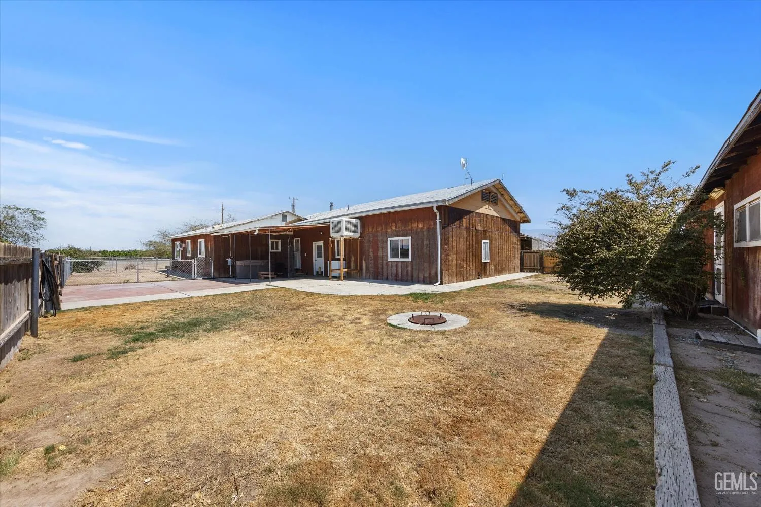 Maricopa, California 93252, United States, 5 Bedrooms Bedrooms, ,3 BathroomsBathrooms,Residential,Active,166164