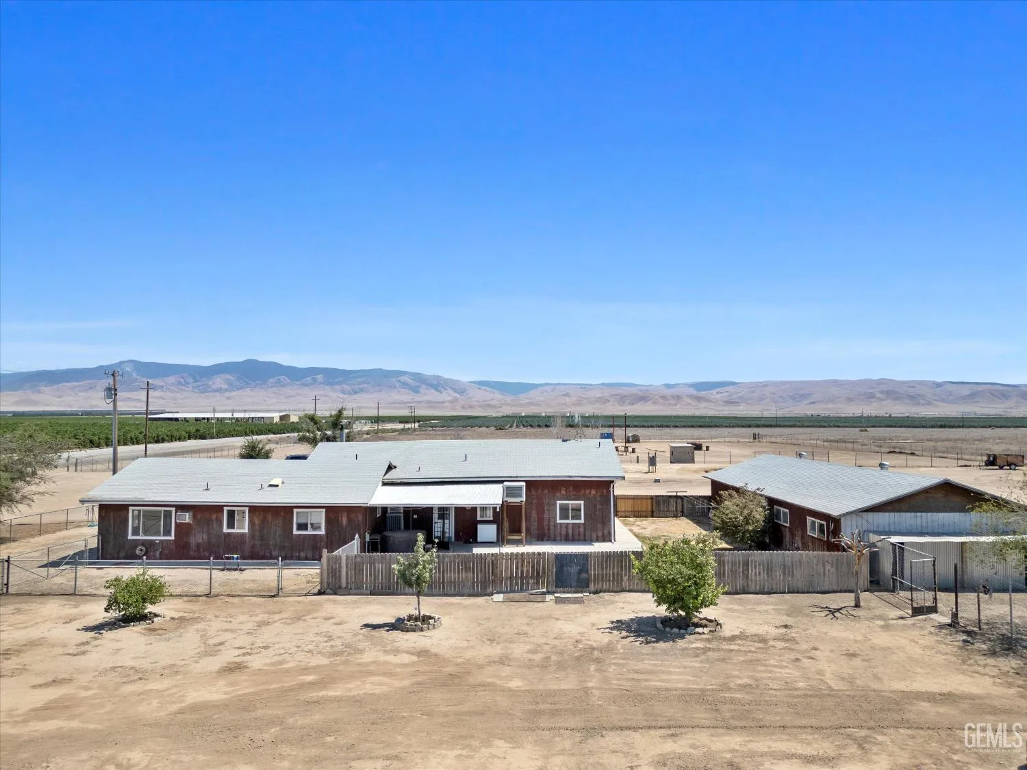 Maricopa, California 93252, United States, 5 Bedrooms Bedrooms, ,3 BathroomsBathrooms,Residential,Active,166164