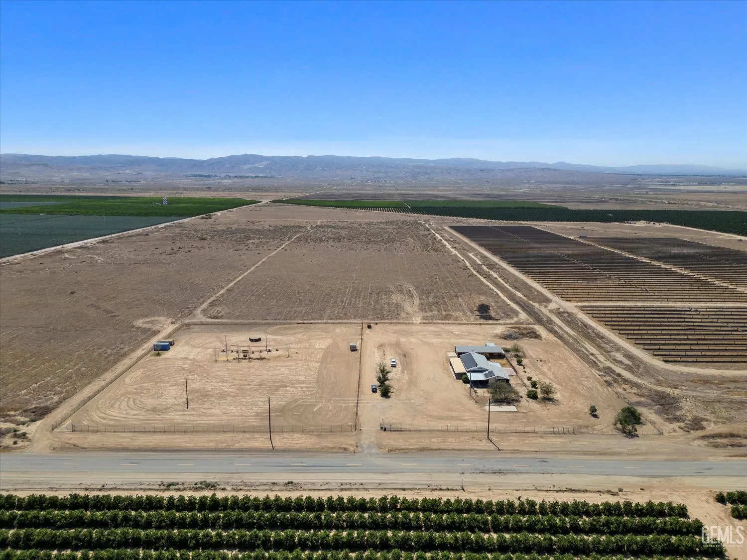 Maricopa, California 93252, United States, 5 Bedrooms Bedrooms, ,3 BathroomsBathrooms,Residential,Active,166164