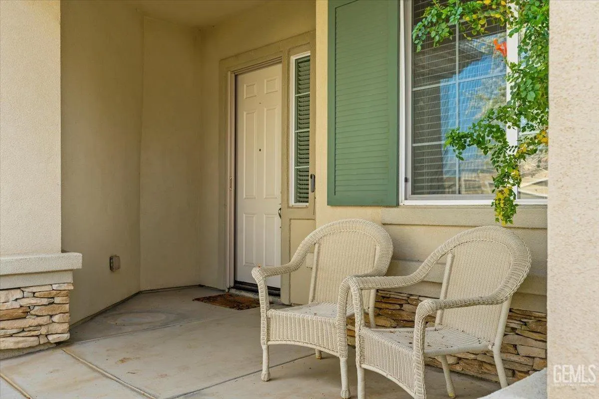 Bakersfield, California 93306, United States, 2 Bedrooms Bedrooms, ,2 BathroomsBathrooms,Residential,Active,4749