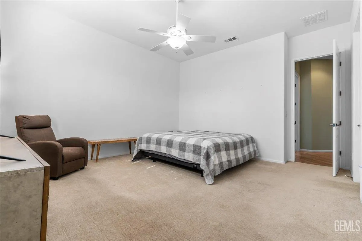 Bakersfield, California 93306, United States, 2 Bedrooms Bedrooms, ,2 BathroomsBathrooms,Residential,Active,4749