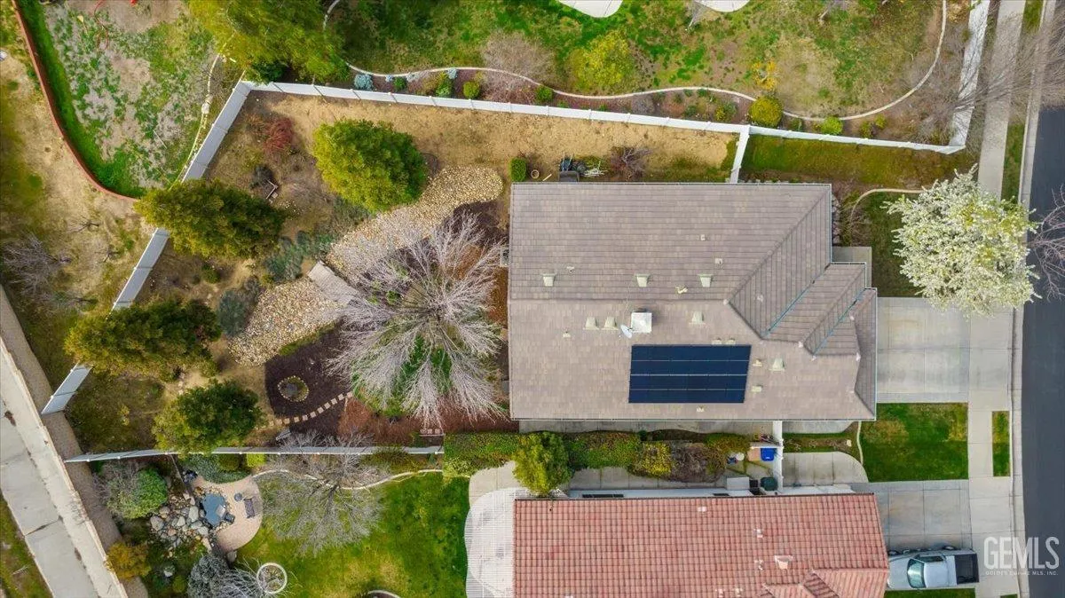 Bakersfield, California 93306, United States, 2 Bedrooms Bedrooms, ,2 BathroomsBathrooms,Residential,Active,4749