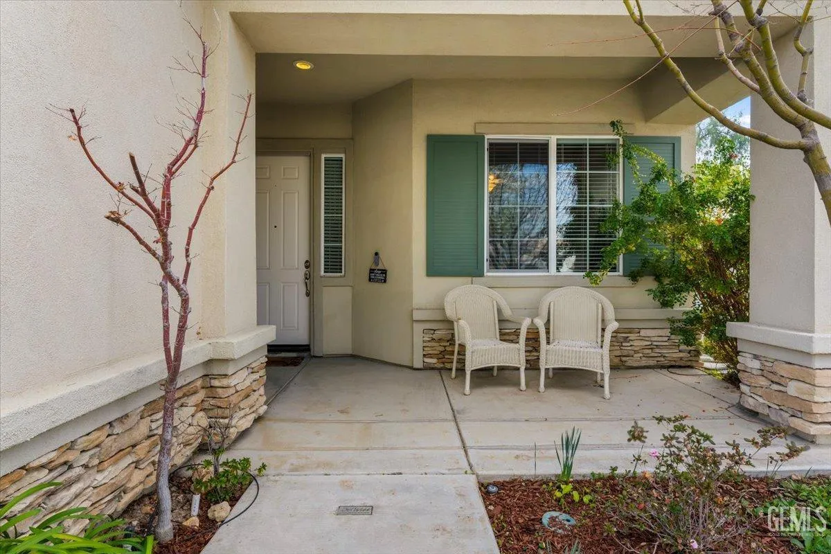 Bakersfield, California 93306, United States, 2 Bedrooms Bedrooms, ,2 BathroomsBathrooms,Residential,Active,4749