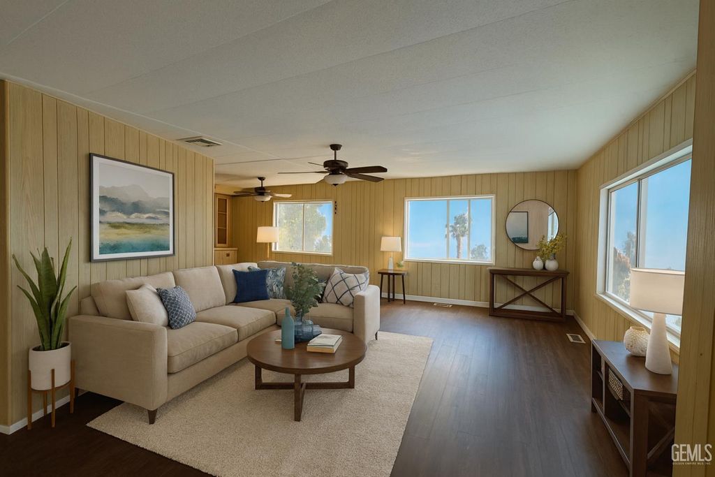 Photo of 1 Tee Lane, Bakersfield, CA 93308 (MLS # 202604119)