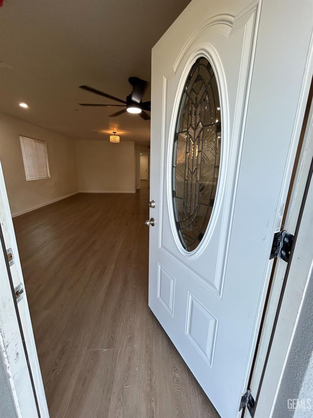 Photo of 801 S Oleander Ave, Bakersfield, CA 93304 (MLS # 202510751)