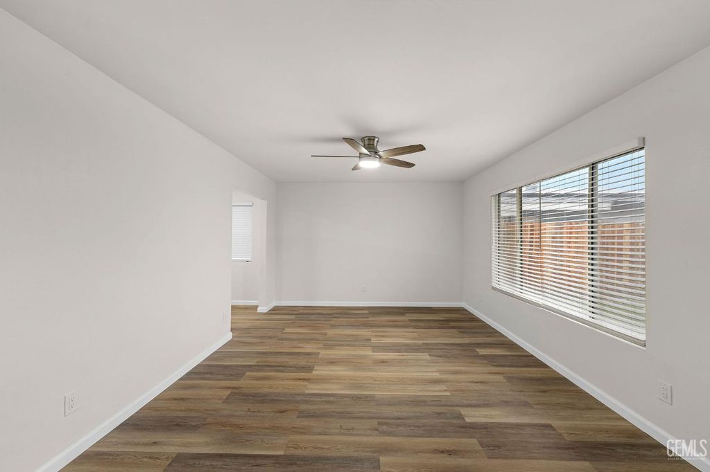 Photo of 2320 Belvedere Avenue, Bakersfield, CA 93304 (MLS # 202600750)