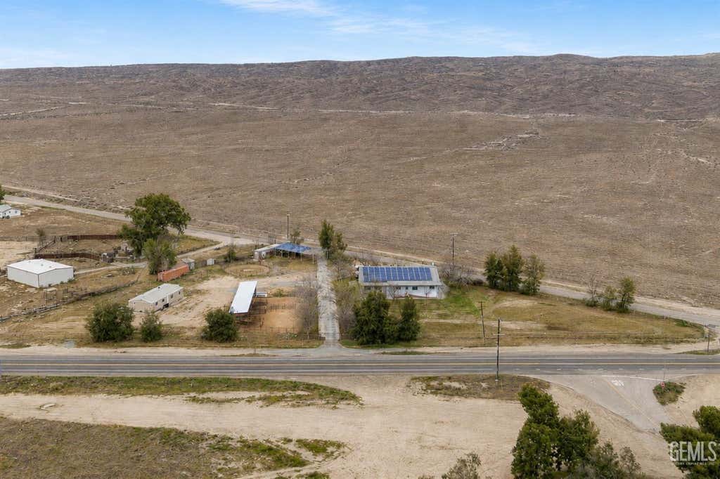 Photo of 28106 Highway 119, Taft, CA 93268 (MLS # 202608735)