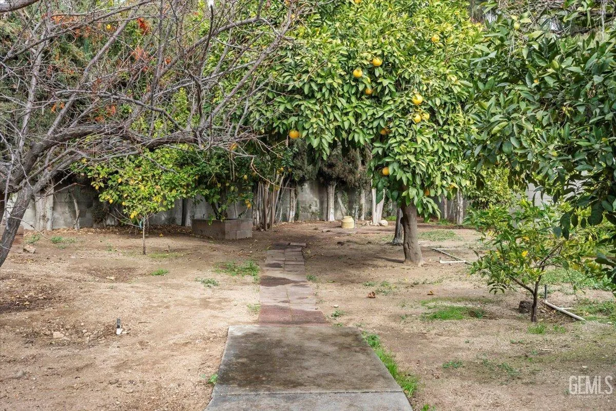 Bakersfield, California 93306, United States, 3 Bedrooms Bedrooms, ,2 BathroomsBathrooms,Residential,Active,11945