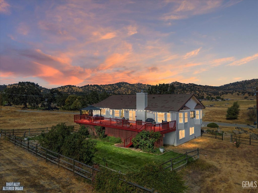 Photo of 28360 Burning Tree Drive, Tehachapi, CA 93561 (MLS # 202609655)