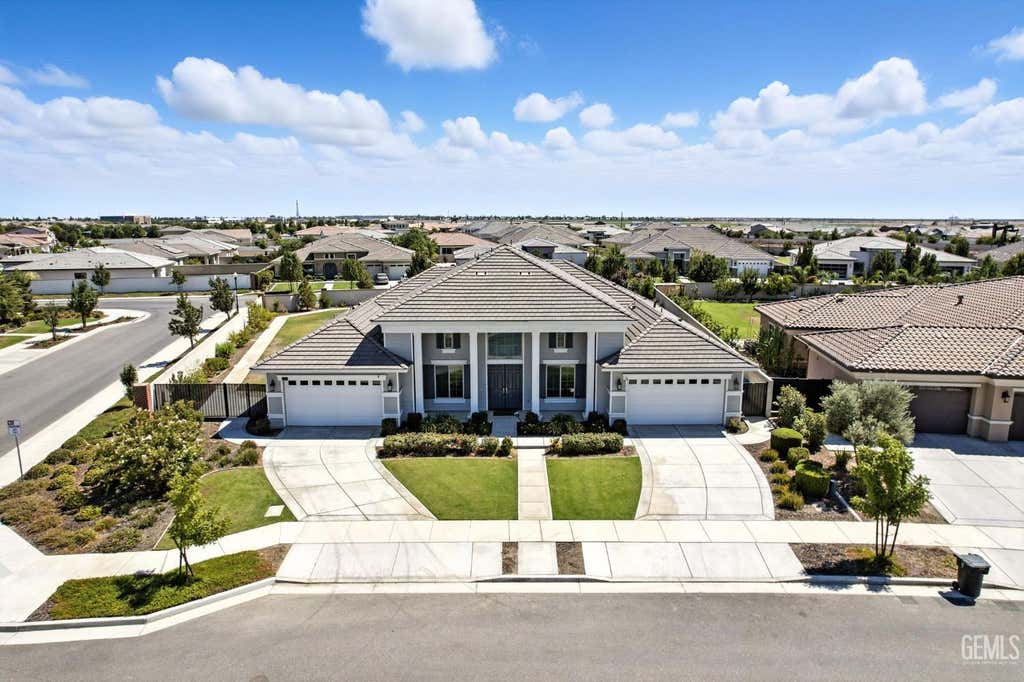 Photo of 12303 Hemmerling Lane, Bakersfield, CA 93311 (MLS # 202607688)