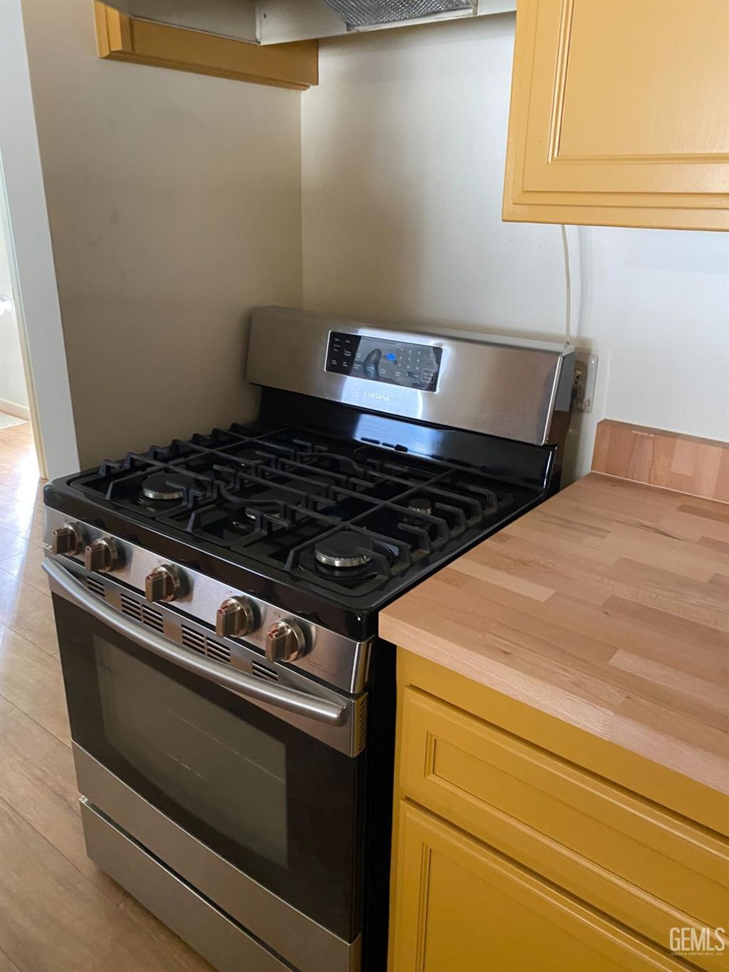 Photo of 2204 Bedford Way, Bakersfield, CA 93308 (MLS # 202600639)