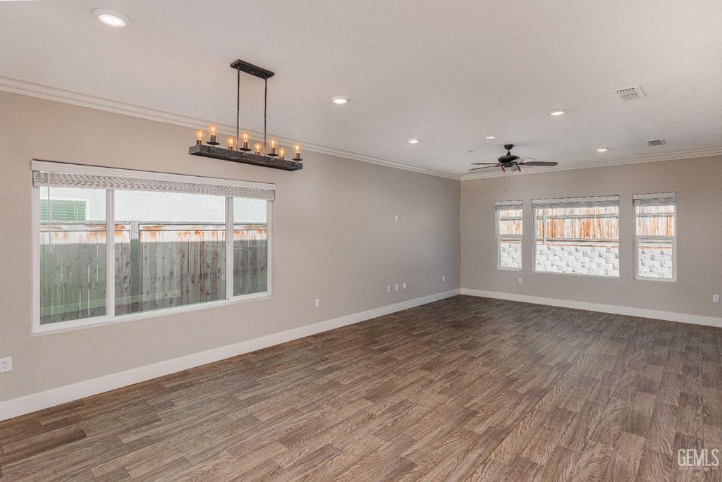 Photo of 9634 Silver Falls Lane, Shafter, CA 93263 (MLS # 202602777)