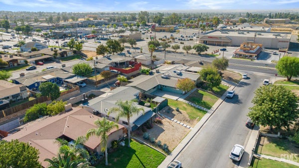 2713 SAINT MARYS ST, BAKERSFIELD, CA 93305 - Image f8e65f40cc1db08583ede415cb213499/201797980