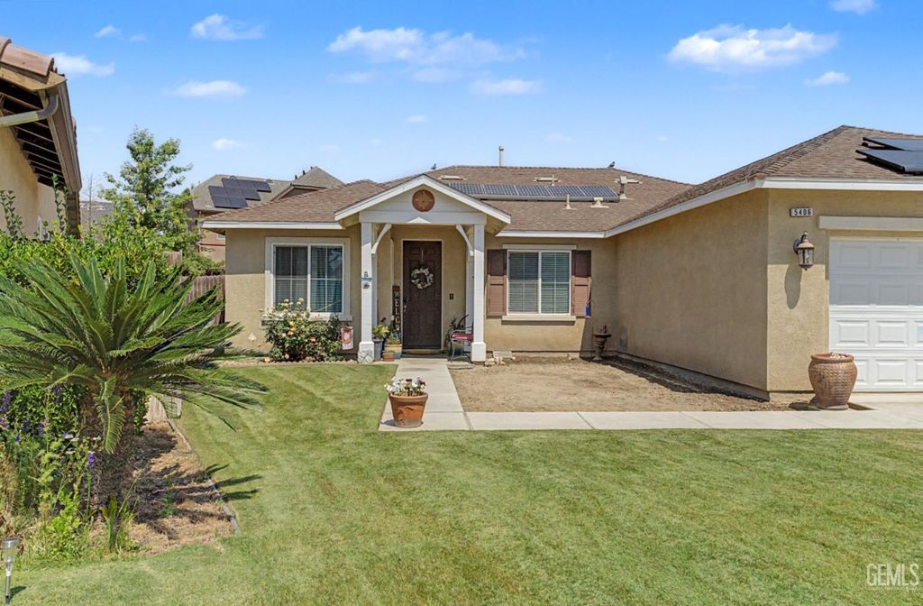 Photo of 5406 Ripple Cove Way, Bakersfield, CA 93313 (MLS # 202604126)