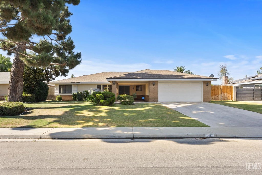 Photo of 6417 Olympia Drive, Bakersfield, CA 93309 (MLS # 202609286)