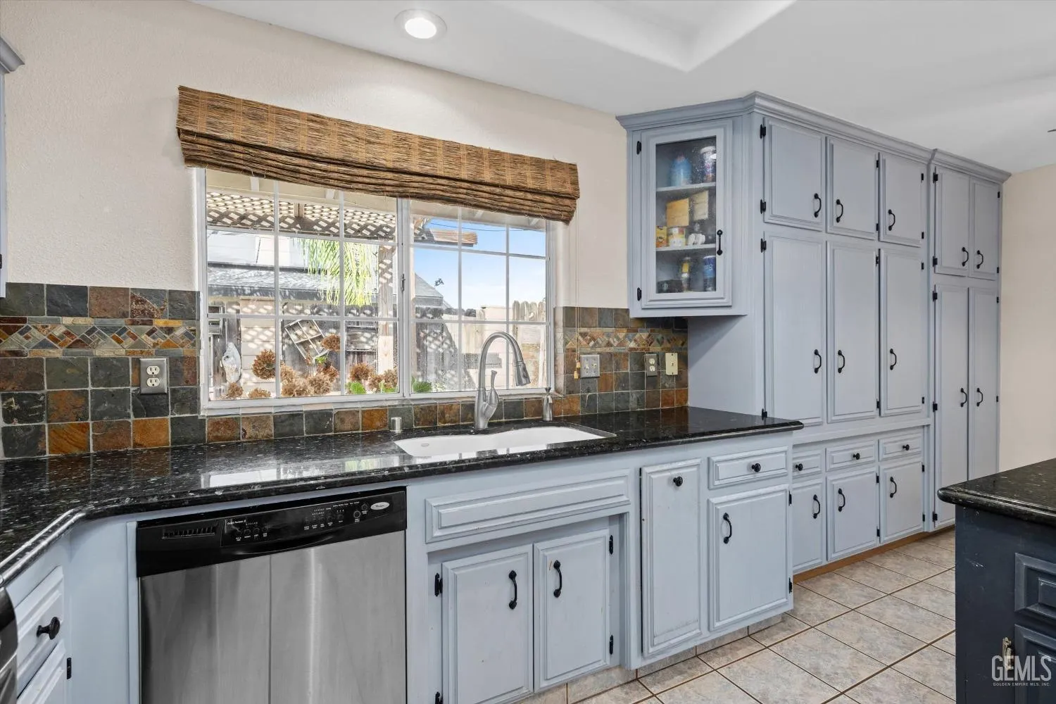 Taft, California 93268, United States, 4 Bedrooms Bedrooms, ,2 BathroomsBathrooms,Residential,Active,195841