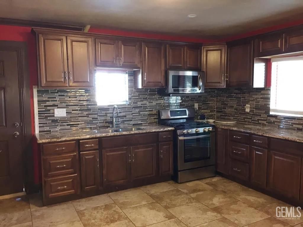 Photo of 21625 Bancroft Drive, California City, CA 93505 (MLS # 202511095)