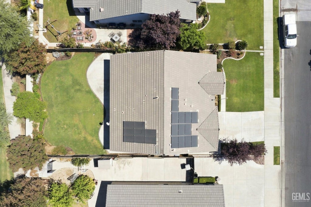 Photo of 10604 Victoria Falls Avenue, Bakersfield, CA 93312 (MLS # 202610101)