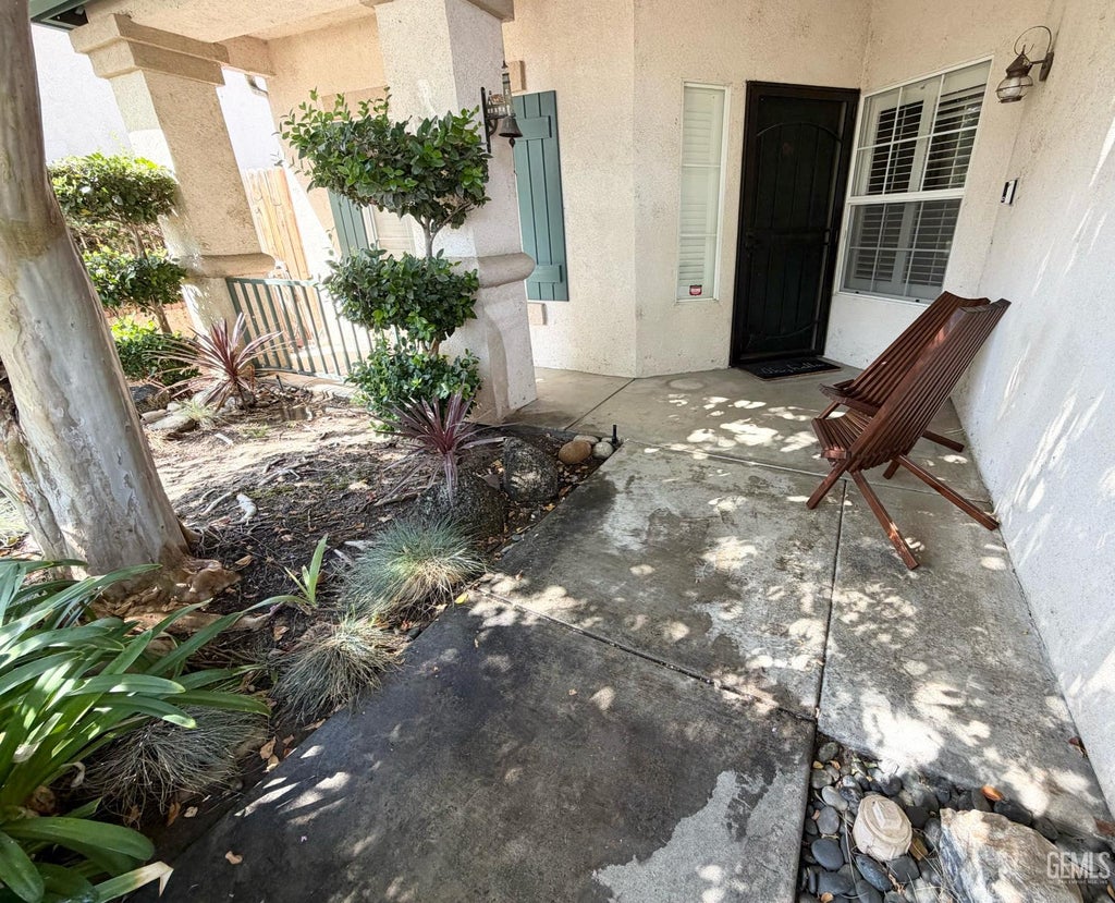 Photo of 8504 Lighthouse Drive, Bakersfield, CA 93312 (MLS # 202609959)