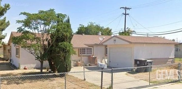 2812 WILSON RD, BAKERSFIELD, CA 93304 - Image fbd30d397c09f4b3bfa96fd2cd0b3e23/1731016497