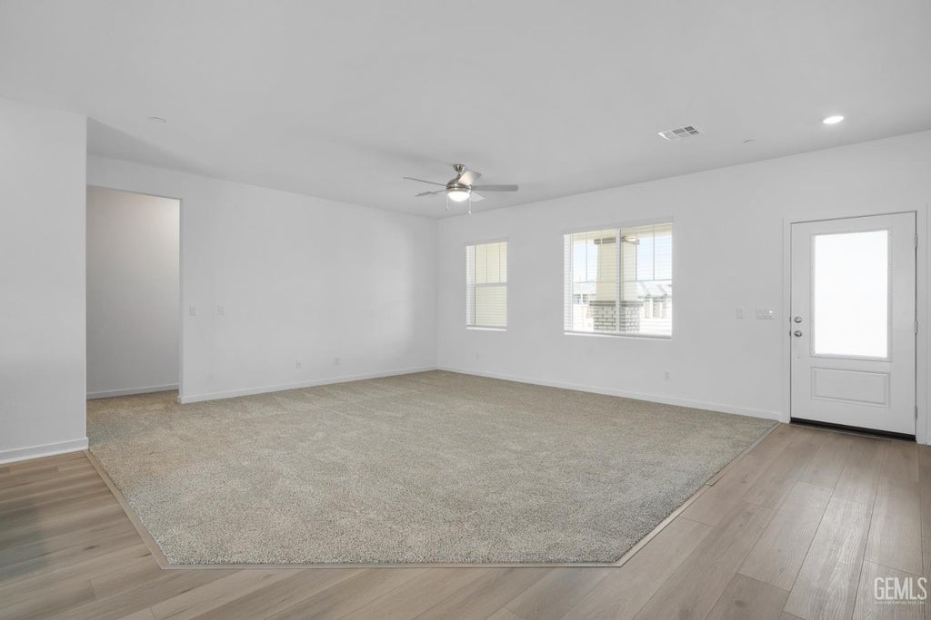 Photo of 1244 Acala Court, Shafter, CA 93263 (MLS # 202611183)