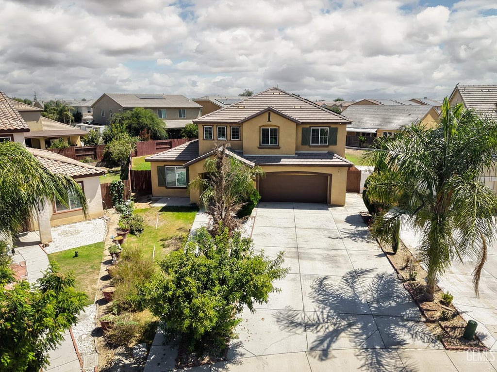 Photo of 5302 Twinkle Lane, Bakersfield, CA 93313 (MLS # 202608068)