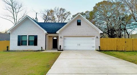 Photo of 3887 Abby Lane, Belden, MS 38826 (MLS # 25-4297)
