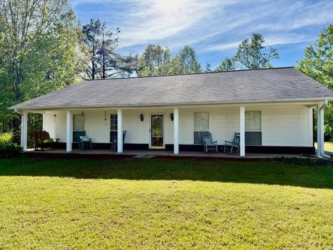 Photo of 369 LAVEDA LANE Ln, Pontotoc, MS 38863 (MLS # 26-1183)