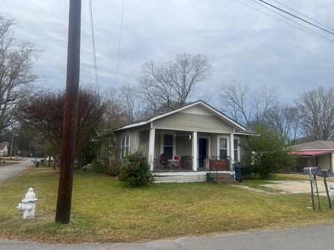 Photo of 301 N Smith St., Booneville, MS 38829 (MLS # 25-4160)