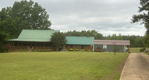 Photo of 131 County Road 760, Corinth, MS 38834 (MLS # 26-1628)
