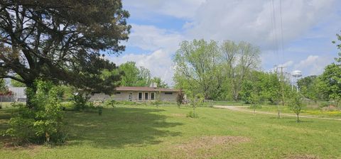 Photo of 764 Highway 348, Guntown, MS 38849 (MLS # 26-562)