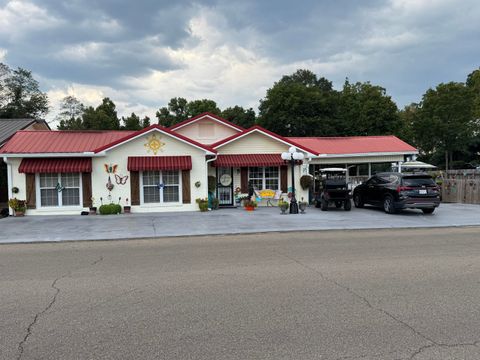 Photo of 49A W Reynolds, Pontotoc, MS 38863 (MLS # 25-3296)