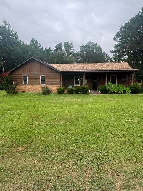 Photo of 403 Miller, Booneville, MS 38829 (MLS # 25-2679) Photo of 403 Miller, Booneville, MS 38829 (MLS # 25-2679)