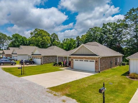 Photo of 1021 Ida Grace Trail, New Albany, MS 38652 (MLS # 25-4206)