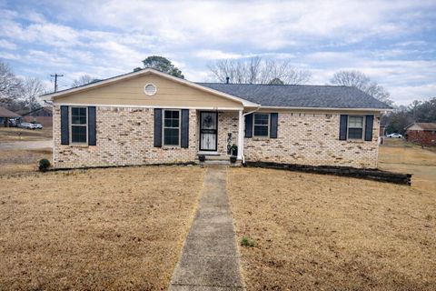 Photo of 414 N Thomas St., Tupelo, MS 38801 (MLS # 26-12)
