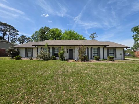 Photo of 1206 Mockingbird Ln., Tupelo, MS 38801 (MLS # 26-1270)