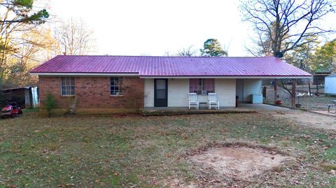 Photo of 80 Tilden Subdivision Road Rd, Fulton, MS 38843 (MLS # 25-4379)