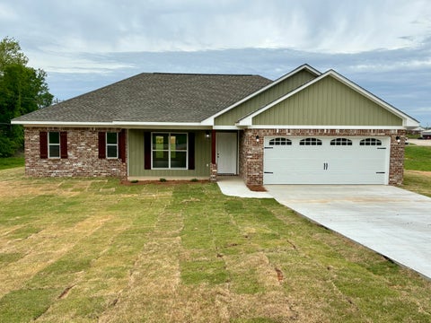 Photo of 105 Lakeview Dr., Guntown, MS 38849 (MLS # 26-1013)