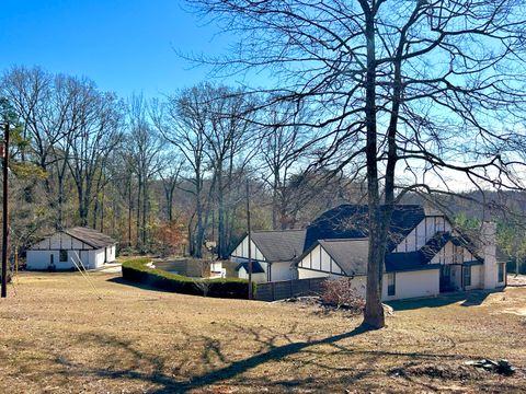 Photo of 621 Justice Road, Fulton, MS 38843 (MLS # 25-4334)