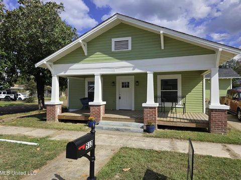 Photo of 512 5th Street North St, Amory, MS 38821 (MLS # 25-3968)