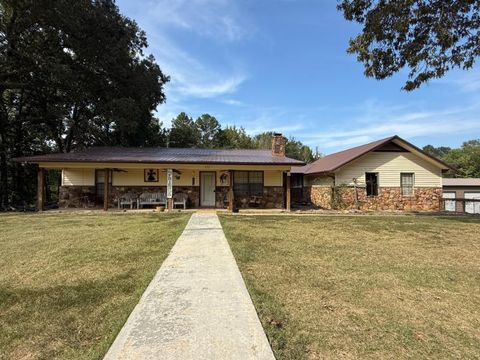 Photo of 173 Hill Chapel Road, Baldwyn, MS 38824 (MLS # 25-3285)