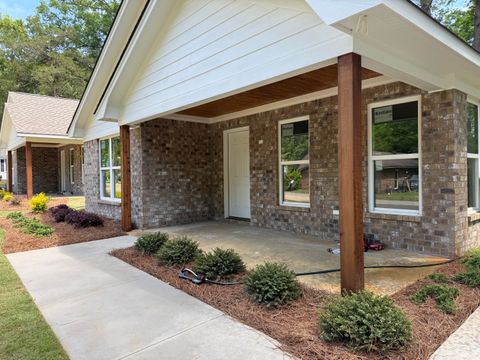 Photo of 404 S Smith St., Tupelo, MS 38801 (MLS # 25-4030)